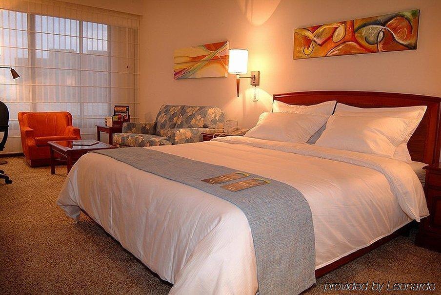 Nh Cali Royal Hotell Rum bild