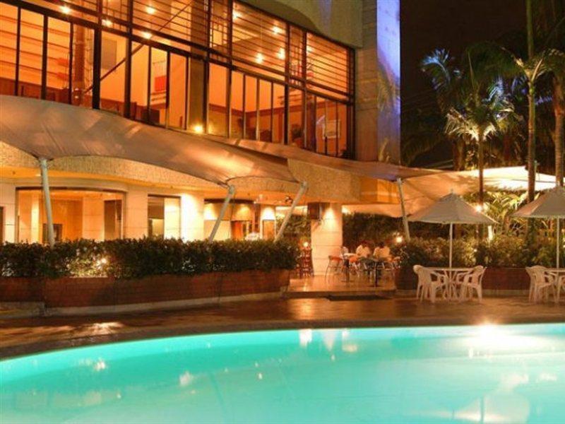 Nh Cali Royal Hotell Exteriör bild